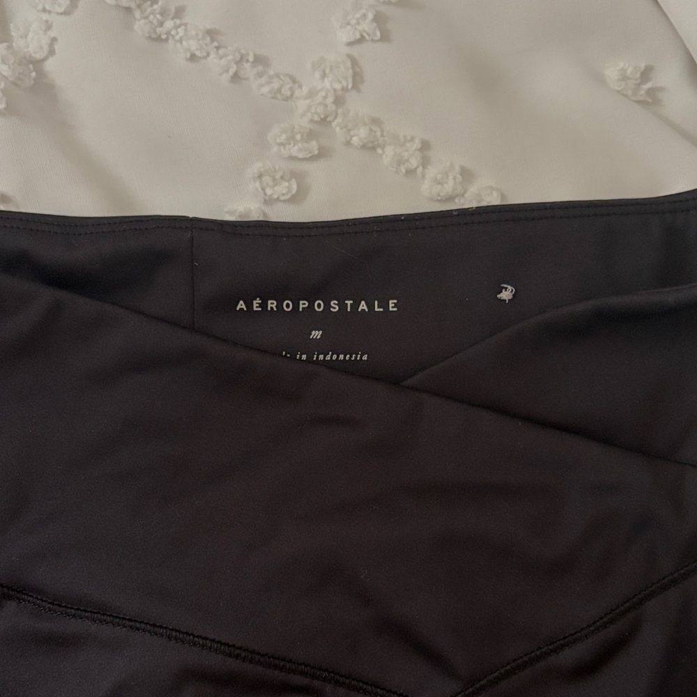 Aeropostale Women's Black bell bottom Leggings